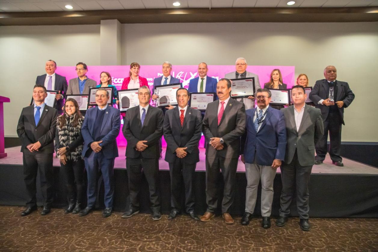 Reconocen Gobierno Estatal, CCM y CAINTRA a empresas competitivas de Nuevo León